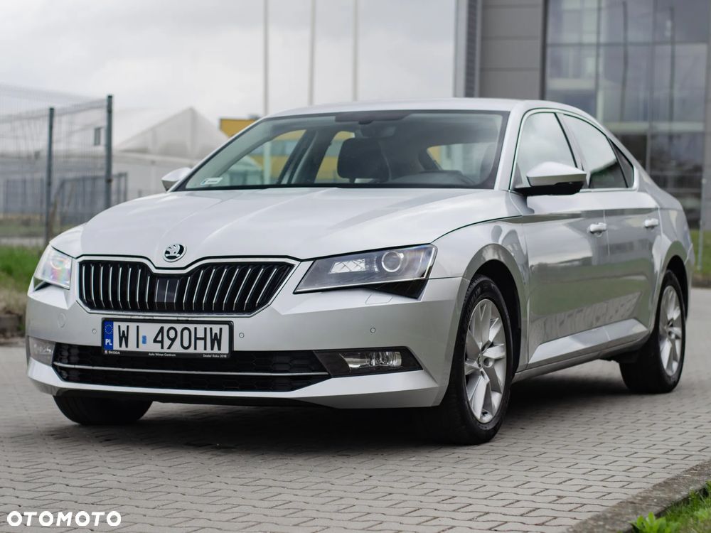 Skoda Superb 2.0 TDI Ambition - 1