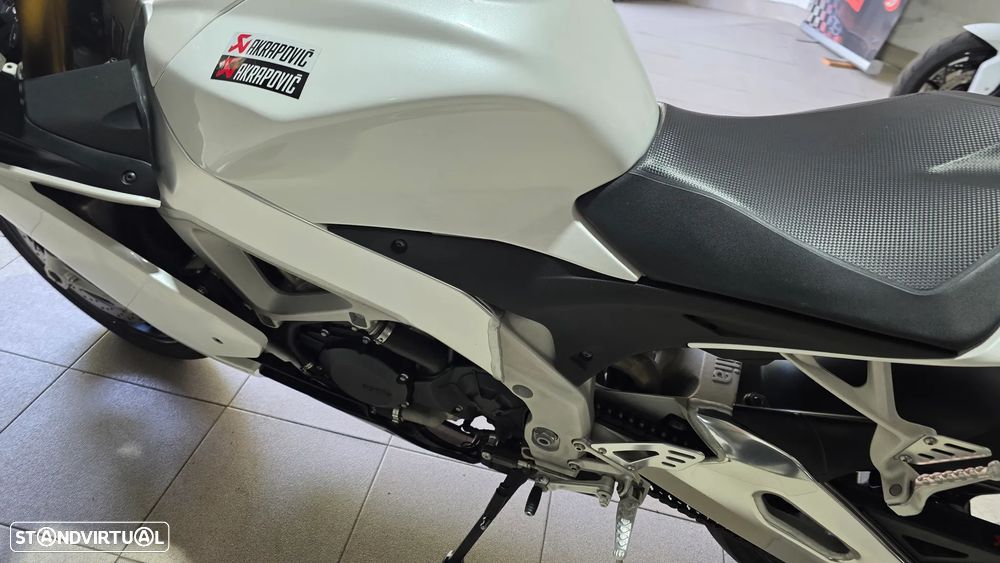 Aprilia RSV 4 R APRC (1 Dono) - 10