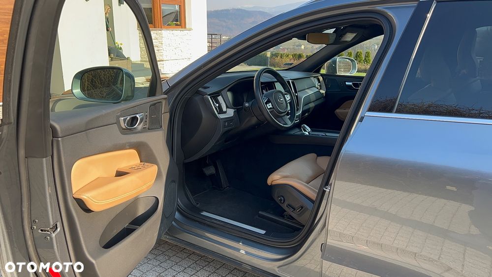 Volvo XC 60 B4 D AWD Inscription - 15