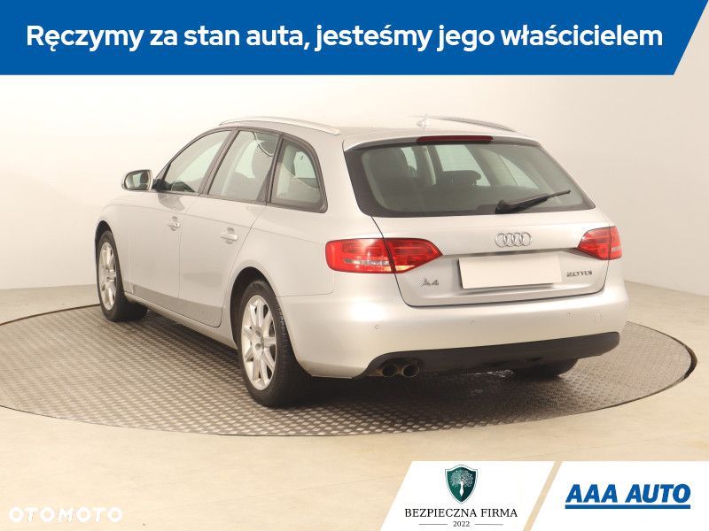 Audi A4 Avant - 6