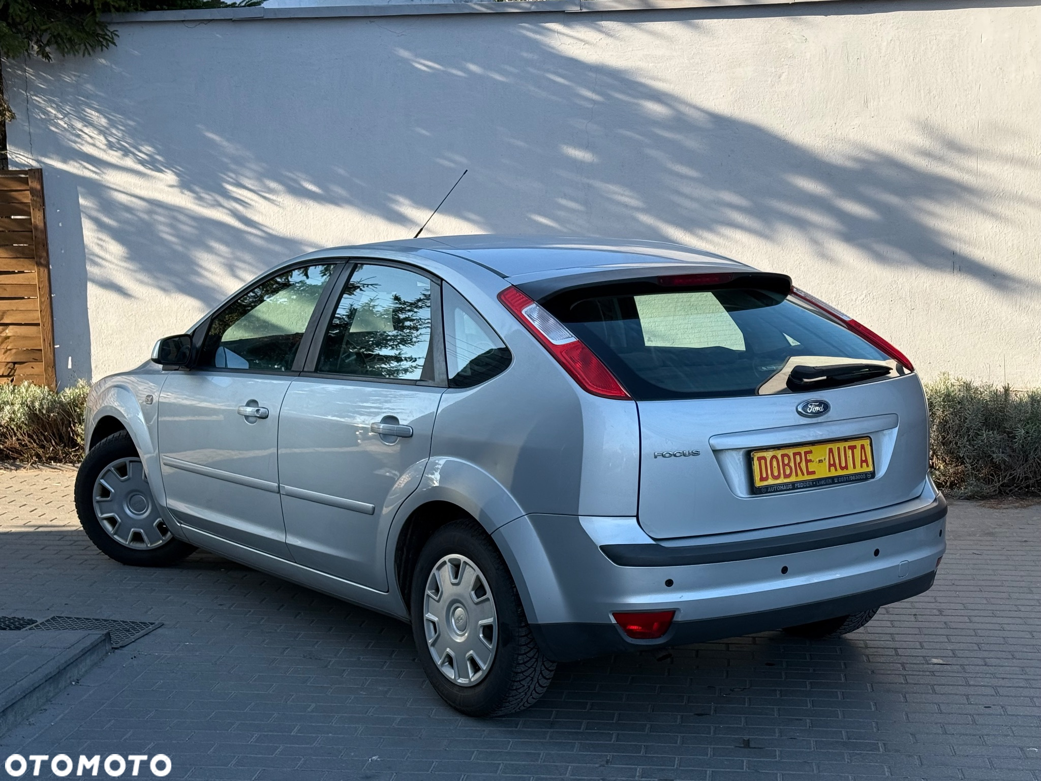 Ford Focus 1.6 16V Style+ - 4