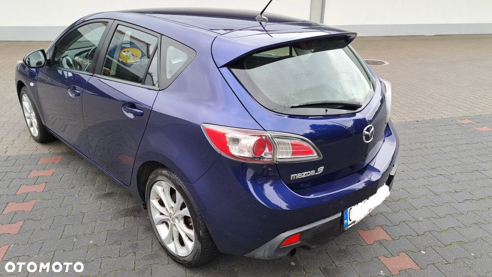 Mazda 3 1.6 Exclusive + - 5
