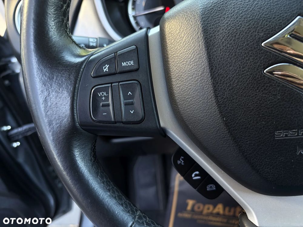 Suzuki Vitara 1.4 Boosterjet Hybrid Club - 23