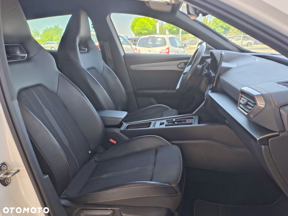 Cupra Formentor 1.4 e-Hybrid VZ DSG - 16