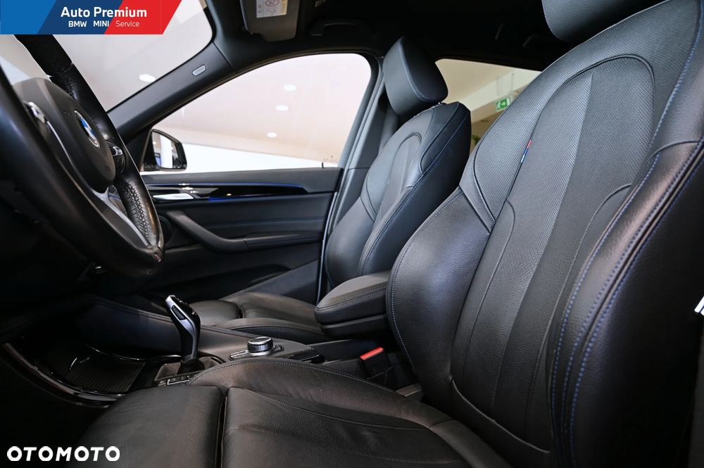 BMW X1 sDrive18d - 11