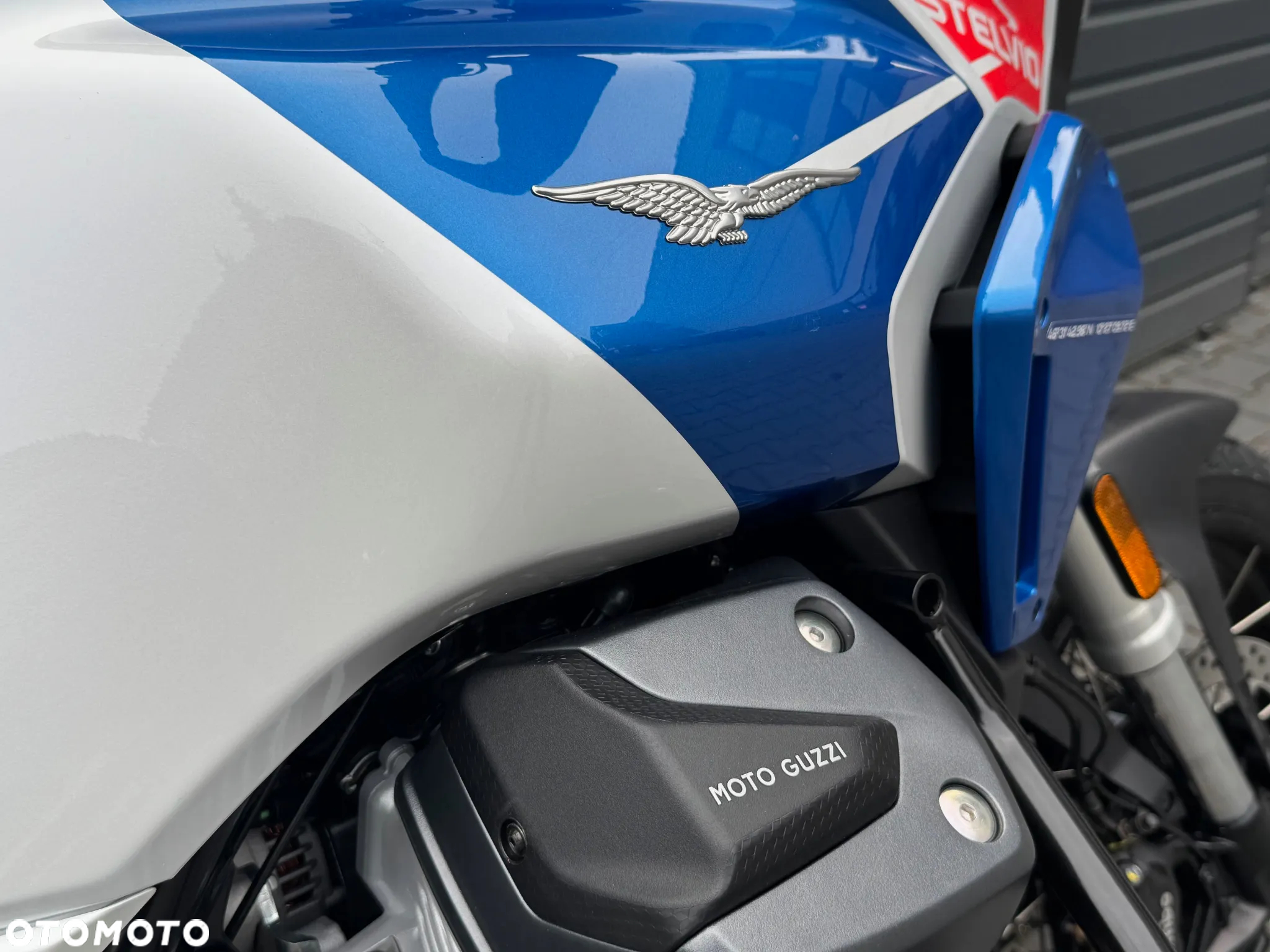 Moto Guzzi Stelvio - 11
