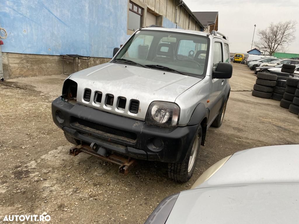 Dezmembrez piese Suzuki Jimny - 1