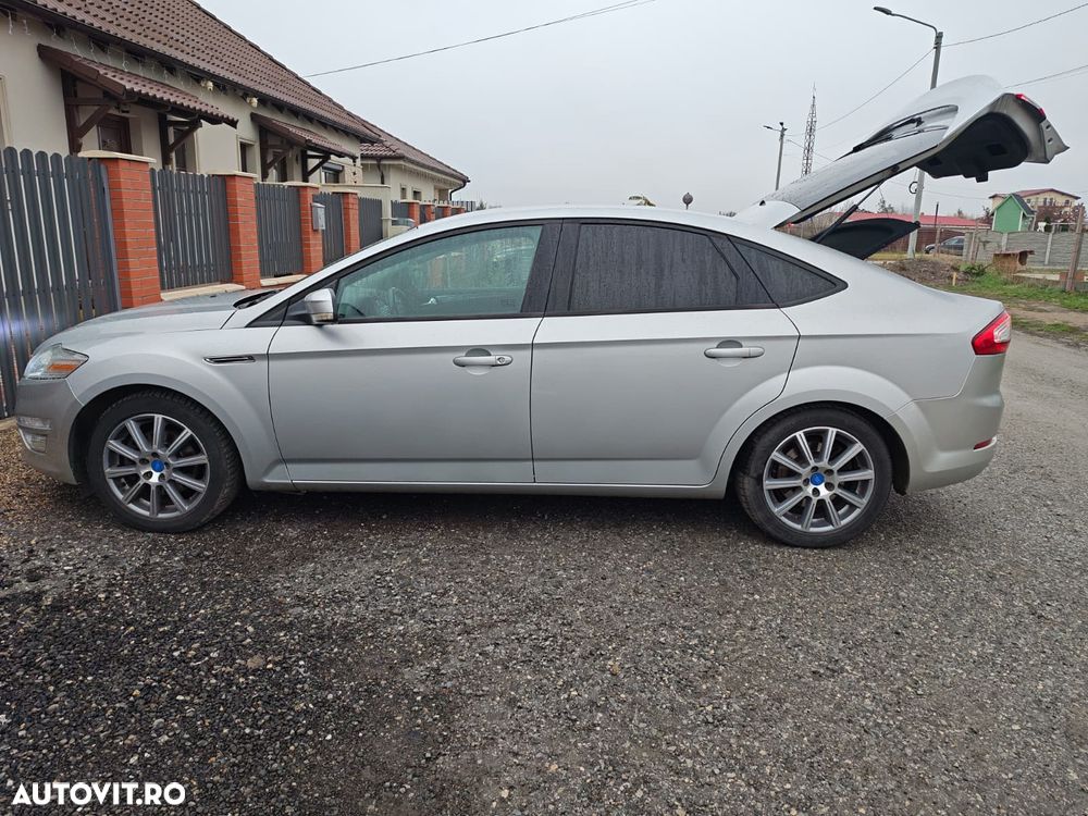 Ford Mondeo 2.0 TDCi Champions Edition - 8
