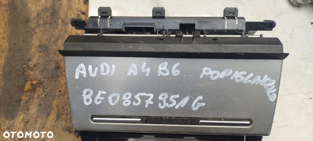 Audi A4 B7 B6 popielniczka 8E0857951J lub 8E0857951G - 2