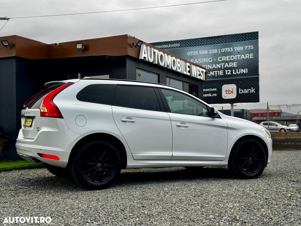 Volvo XC 60 D4 AWD Geartronic Summum - 15