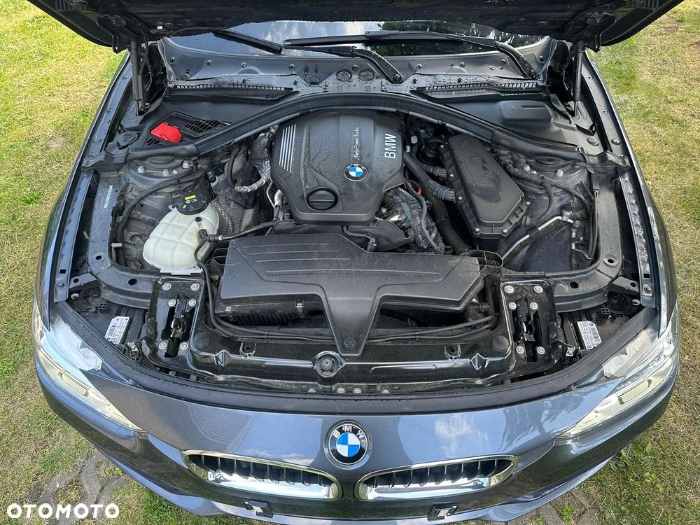 BMW Seria 3 320d xDrive Sport Line Shadow sport - 15