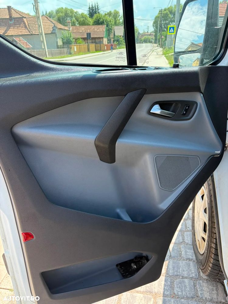 Ford Transit Custom - 19