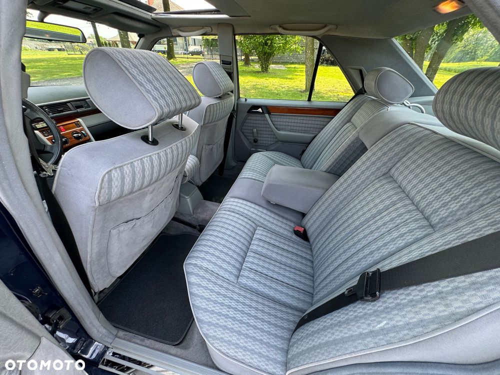 Mercedes-Benz W124 (1984-1993) - 8