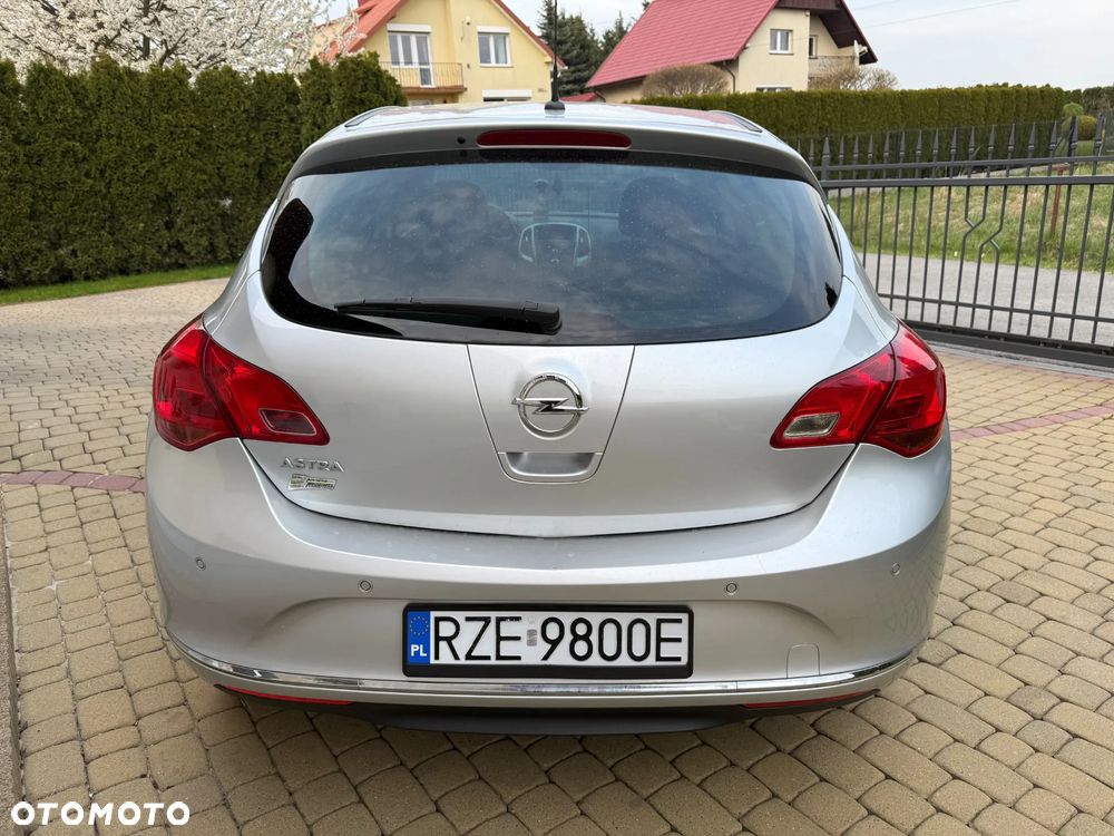 Opel Astra 1.4 T Enjoy - 6