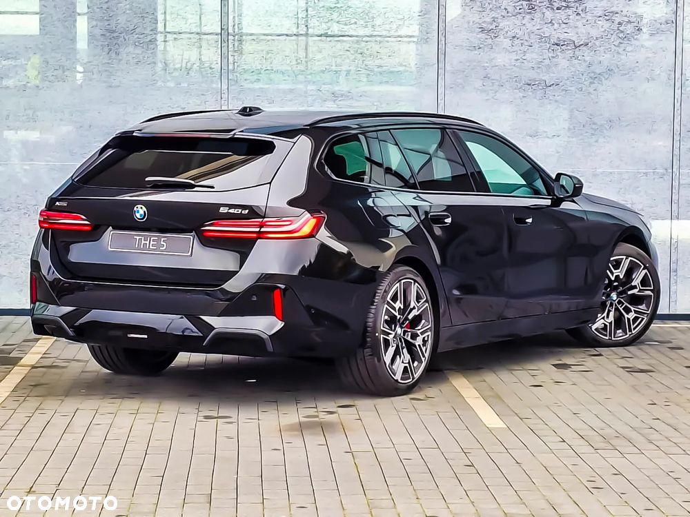 BMW Seria 5 540d xDrive mHEV M Sport - 6