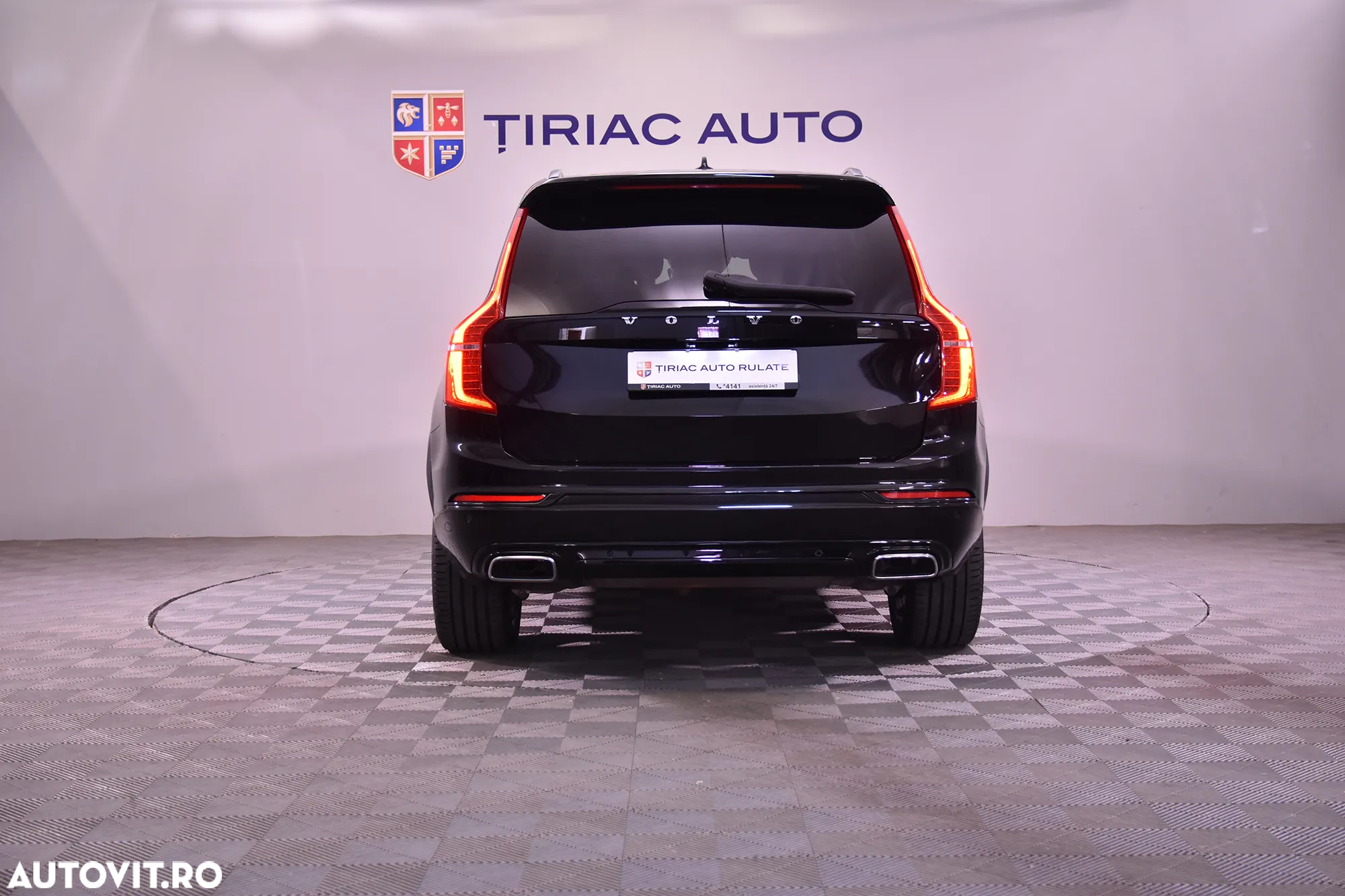 Volvo XC 90 - 4