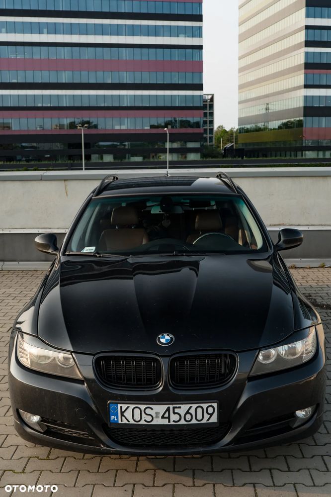 BMW Seria 3 320d xDrive - 3