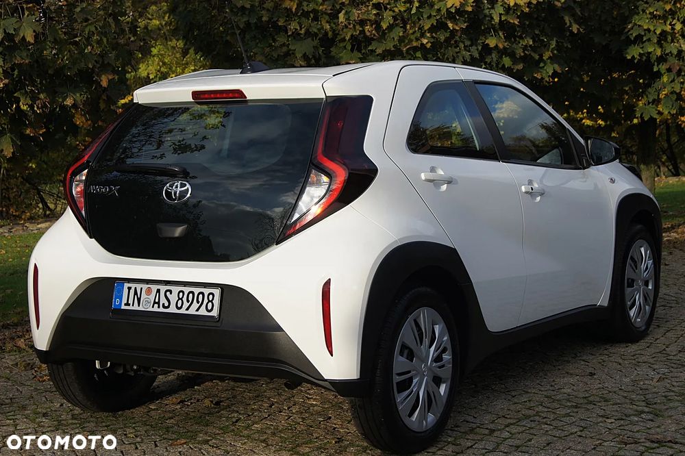 Toyota Aygo X 1.0 VVT-i X-play - 16