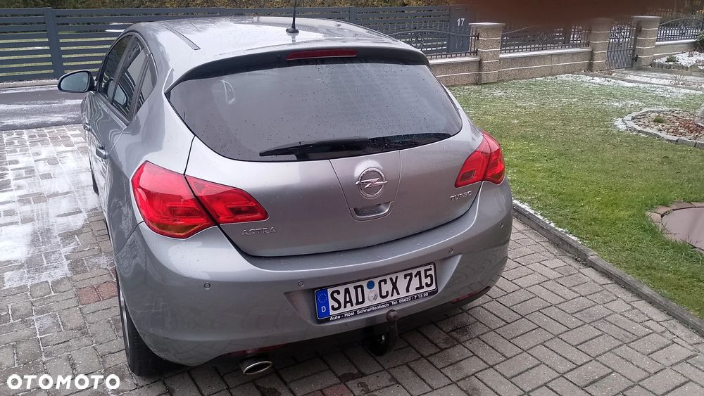 Opel Astra 1.4 Turbo - 4