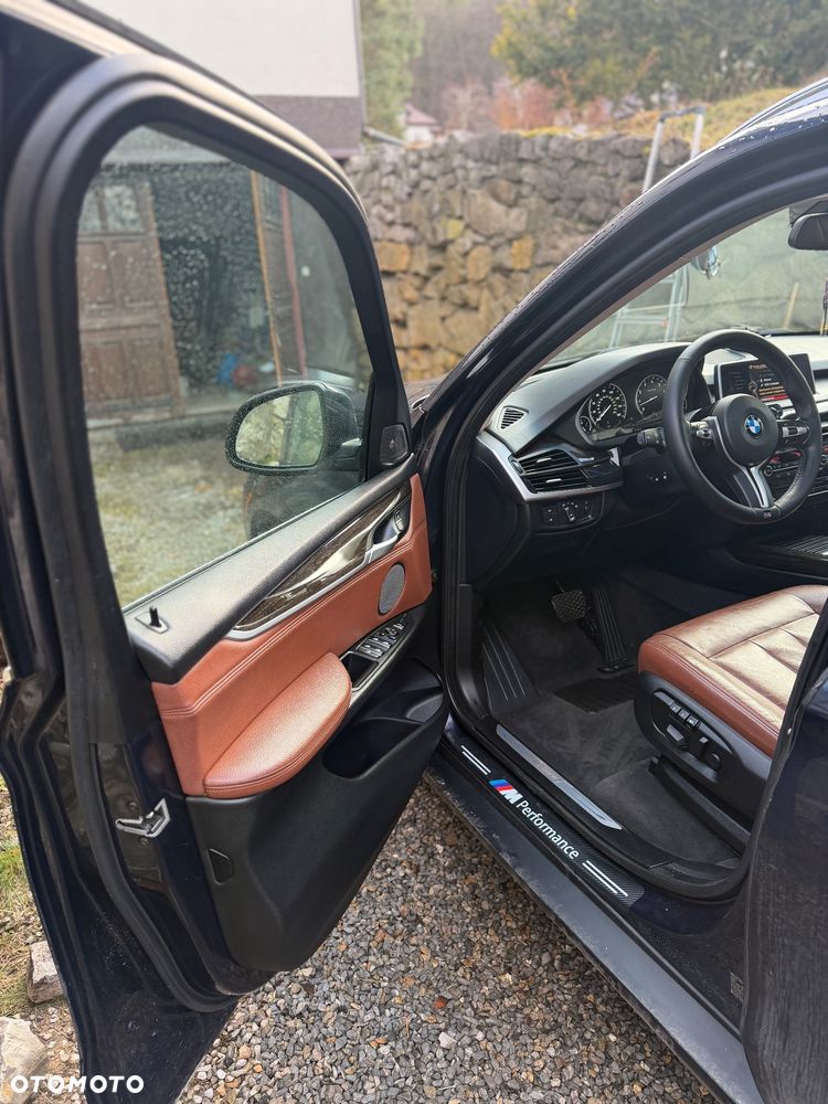 BMW X5 xDrive35i - 9