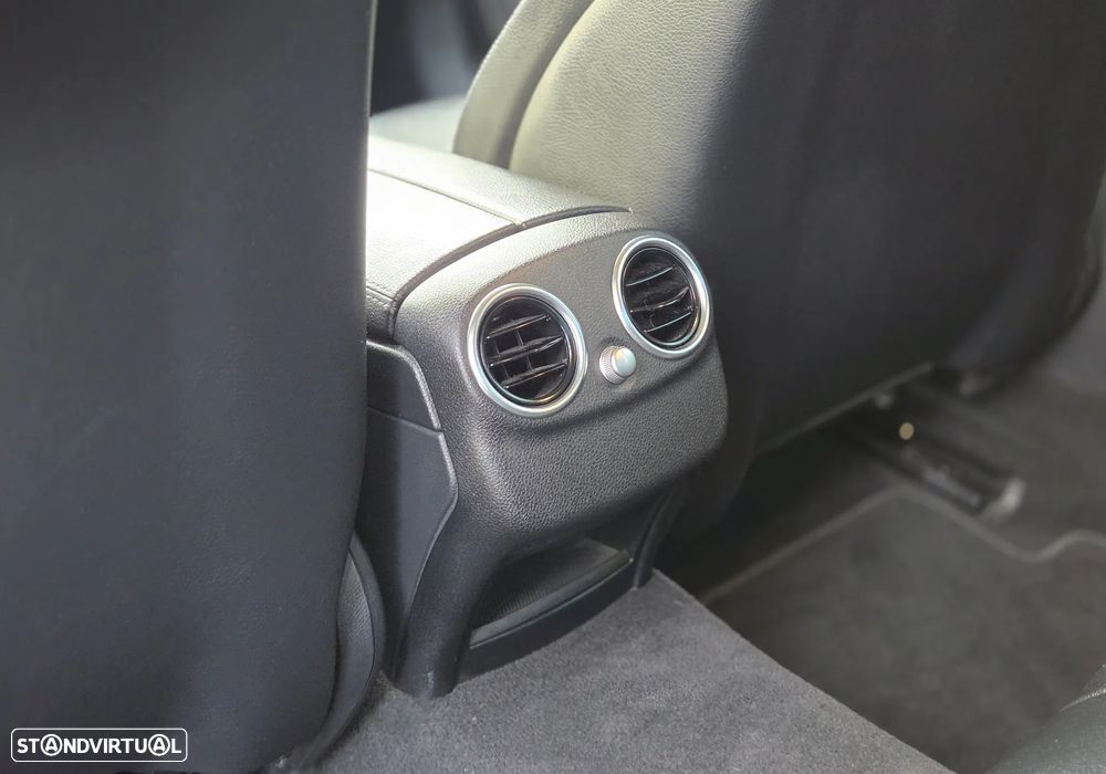 Mercedes-Benz C 200 BlueTEC Avantgarde Aut. - 11