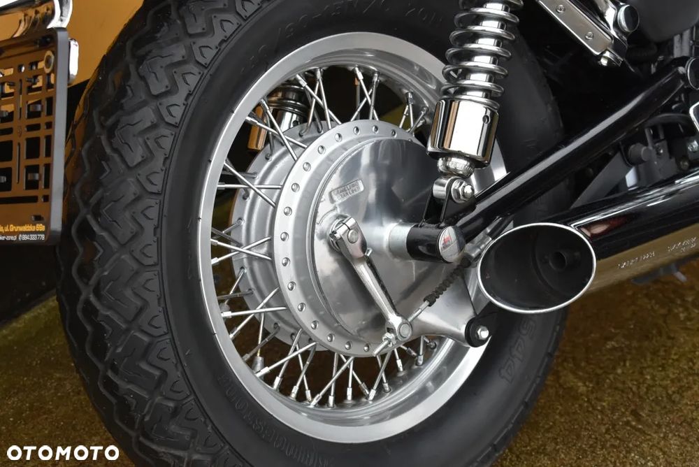 Suzuki Intruder - 31