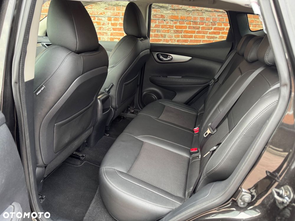 Nissan Qashqai 1.2 DIG-T Xtronic TEKNA - 23