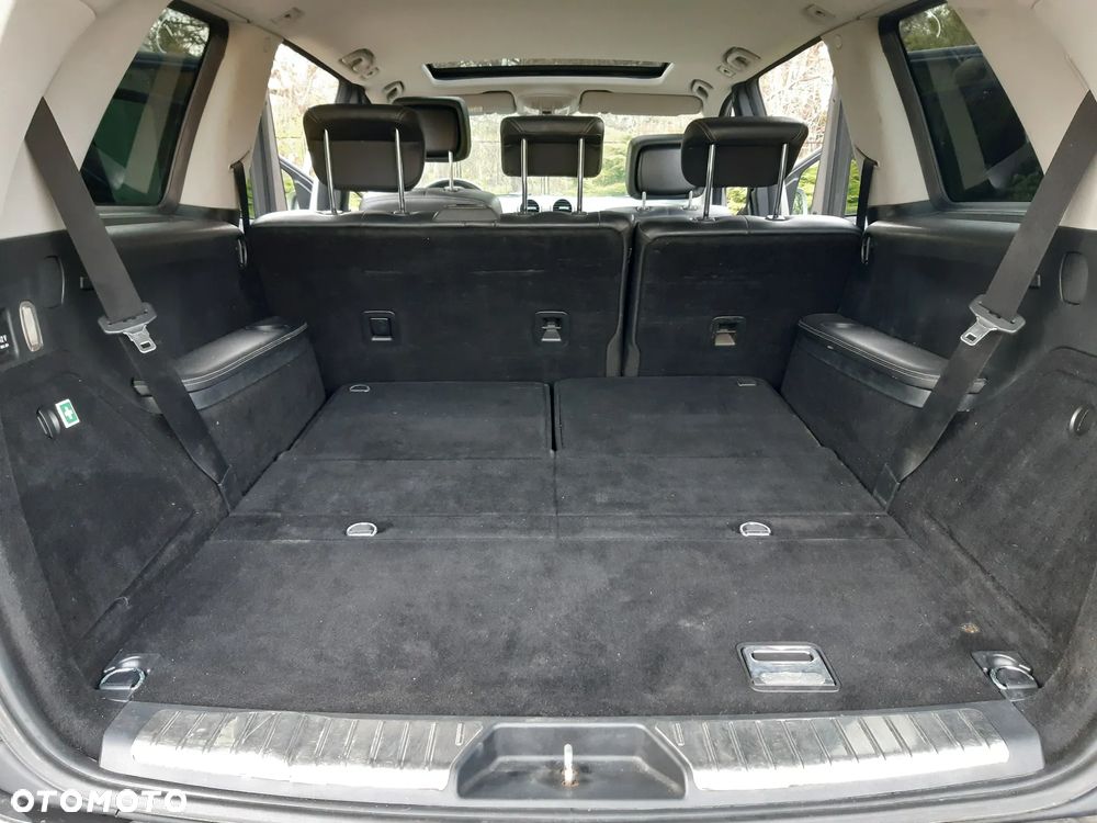 Mercedes-Benz GL 320 CDI - 16