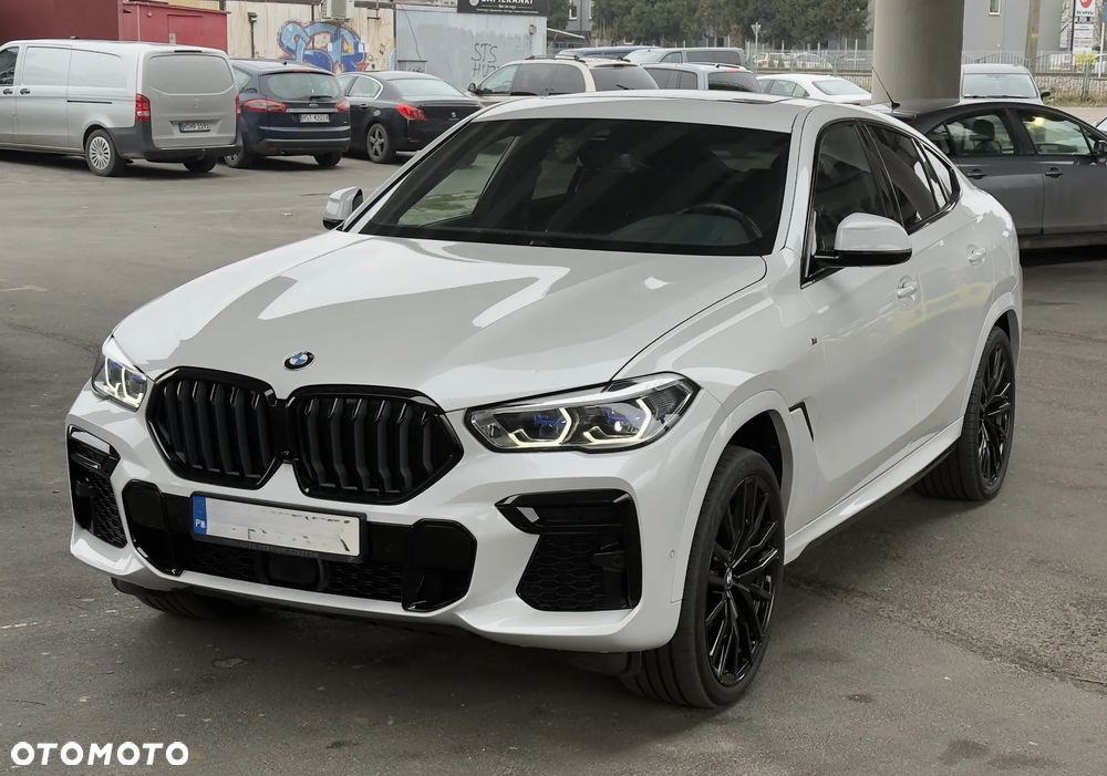 BMW X6 - 10
