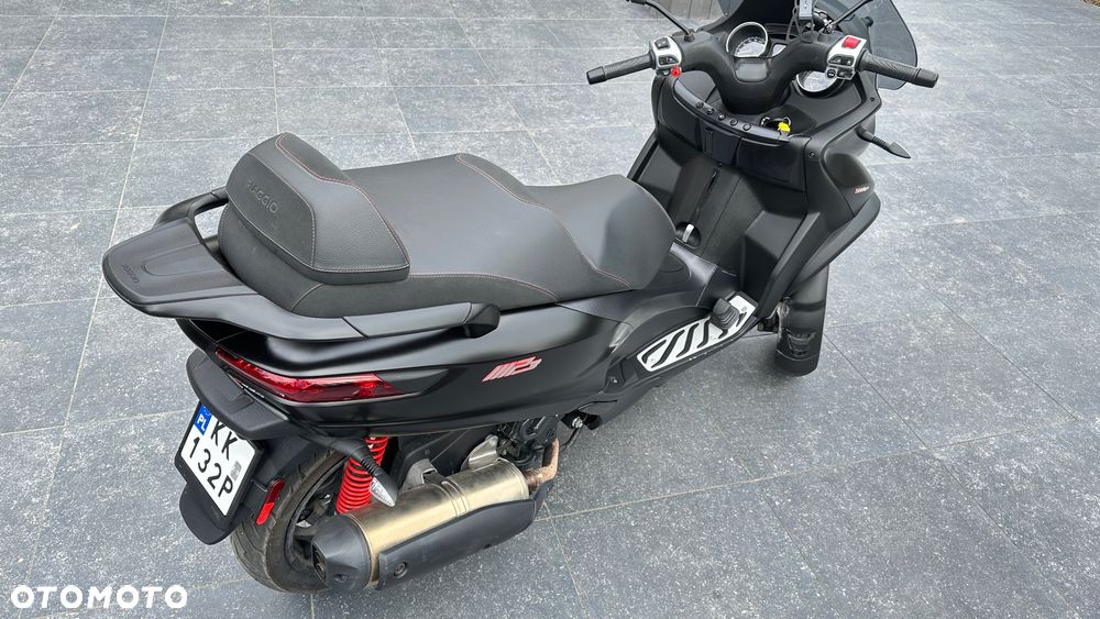 Piaggio MP-3 - 4