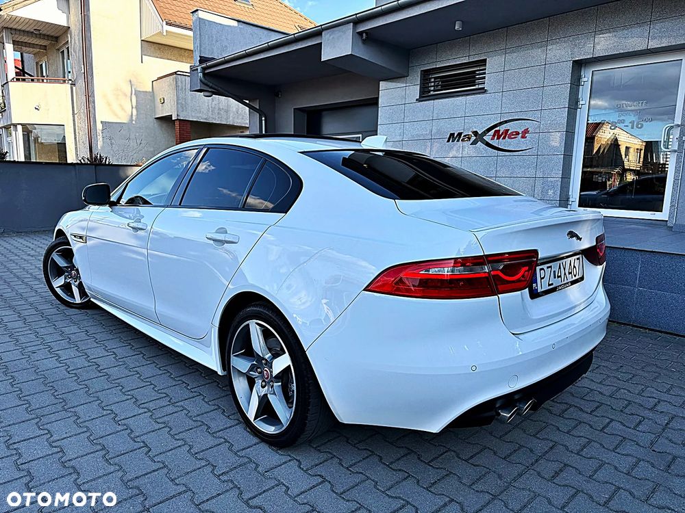 Jaguar XE 20d R-Sport - 3