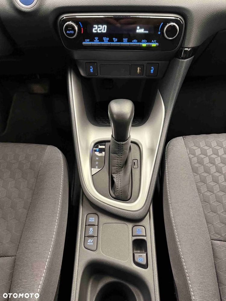 Toyota Yaris Hybrid 1.5 Active - 19