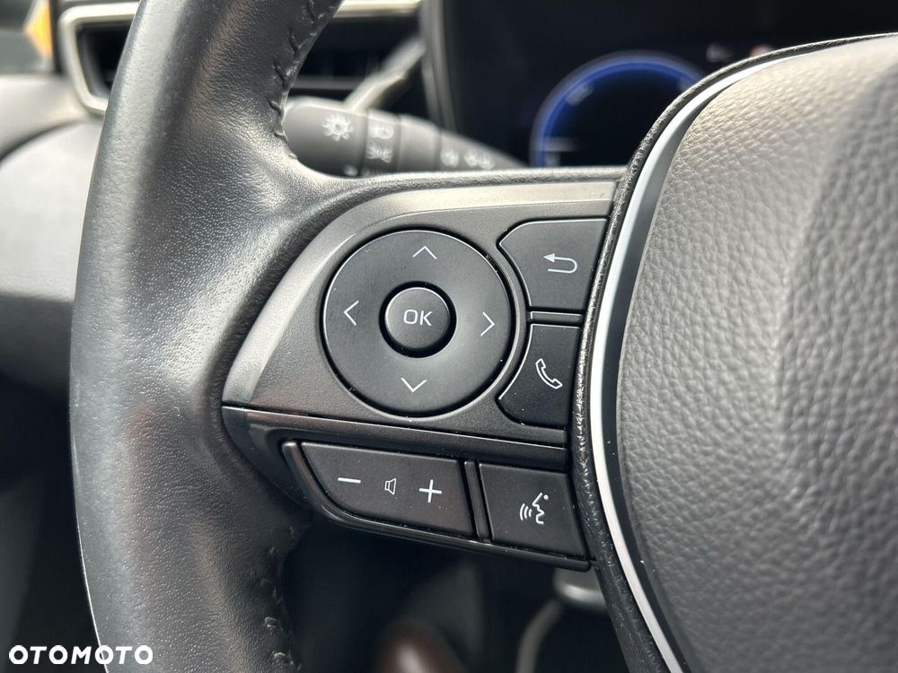 Toyota Corolla 2.0 Hybrid Style - 17