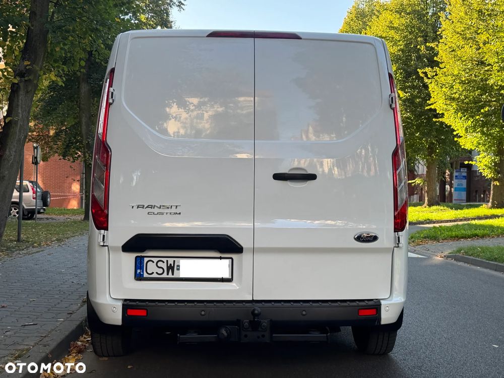 Ford CUSTOM DŁUGI 6 OSÓB - 27