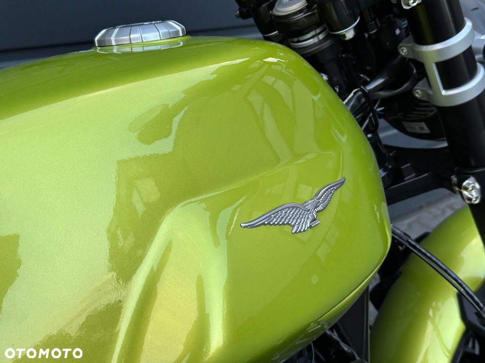 Moto Guzzi V7 - 6