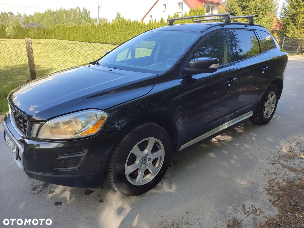Volvo XC 60 2.4D AWD R-Design - 1