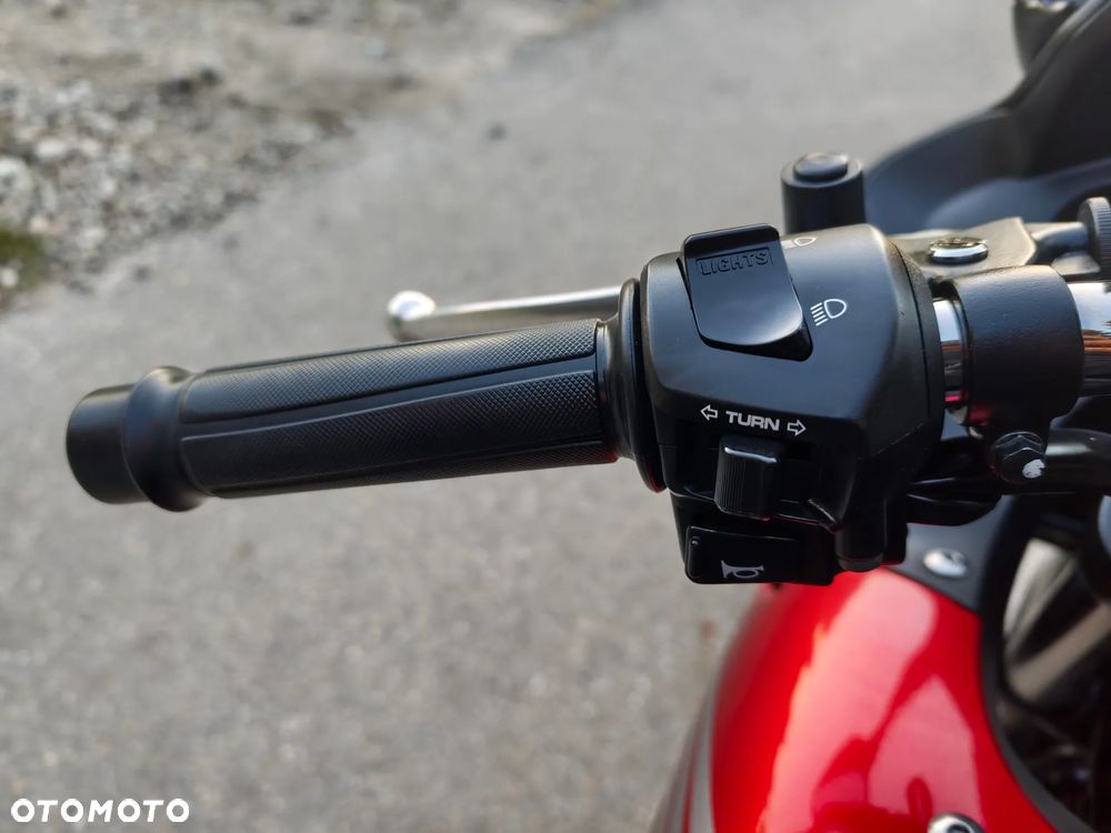 Honda CBF - 21