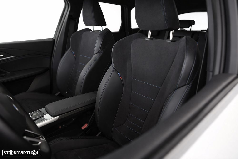 BMW iX1 xDrive30 Pack Desportivo M - 15