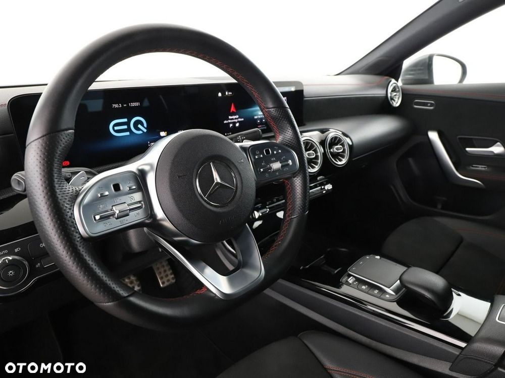 Mercedes-Benz CLA 250 e PHEV AMG Line 8G-DCT - 15