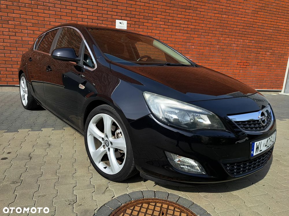 Opel Astra 1.6 Turbo Innovation - 3