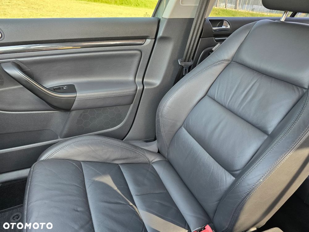 Volkswagen Golf 2.0 TDI DPF GT Sport - 7