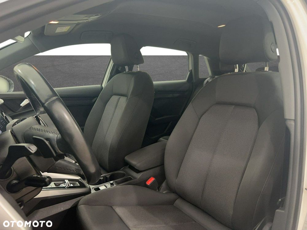 Audi A3 Sportback 35 TFSI mHEV S tronic - 16