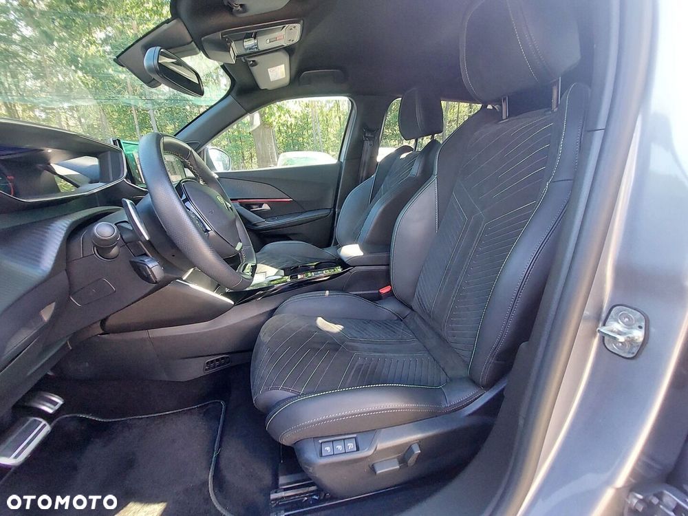 Peugeot 2008 - 12