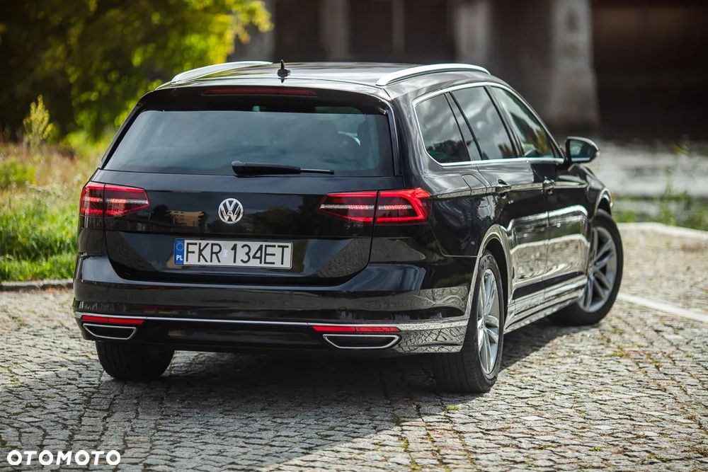 Volkswagen Passat Variant 2.0 TDI SCR DSG Highline - 10
