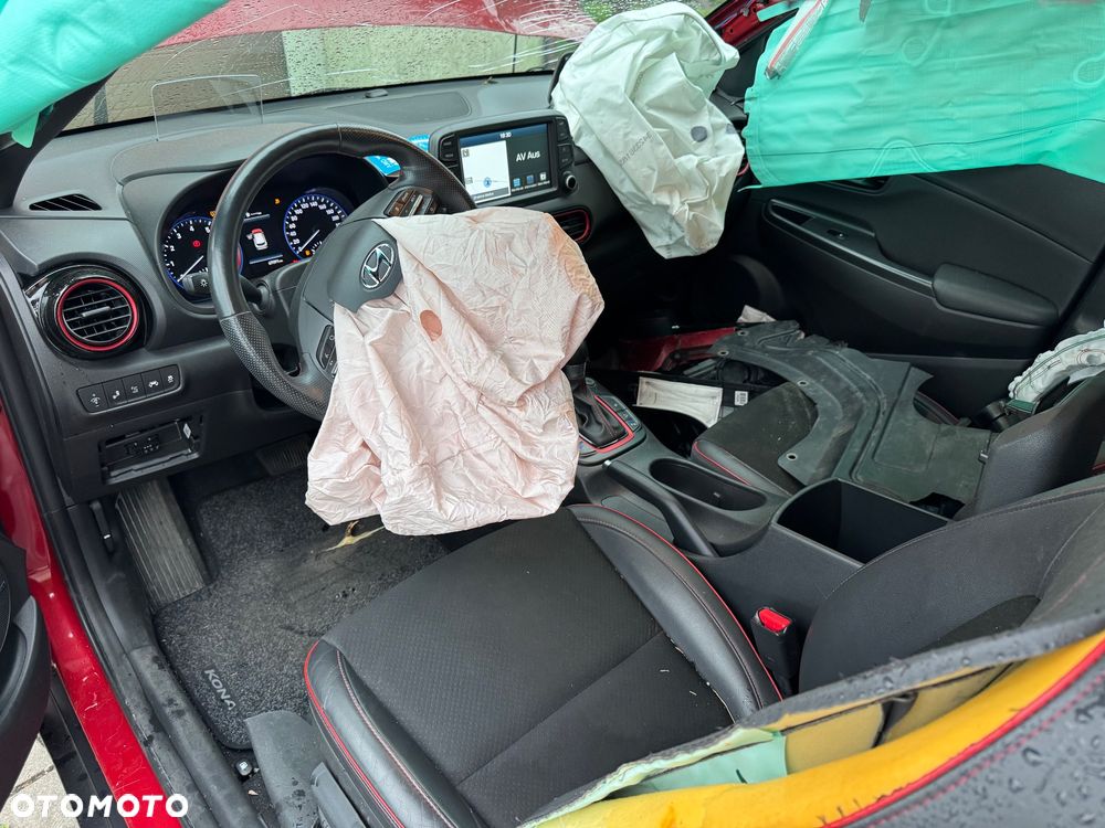 Hyundai Kona 1.6 T-GDI DCT Premium - 10