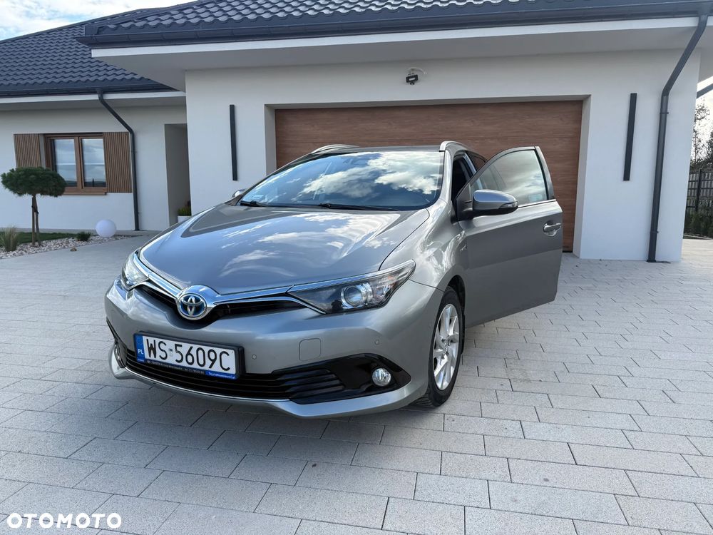 Toyota Auris - 3