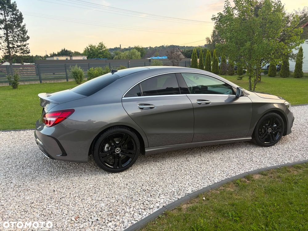 Mercedes-Benz CLA 250 4-Matic AMG Line - 22