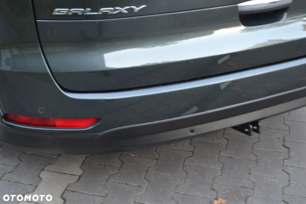 Ford Galaxy - 12