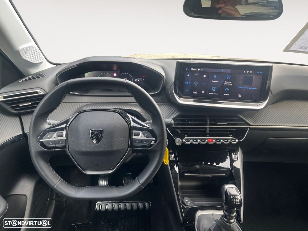 Peugeot 208 1.2 PureTech Allure - 10