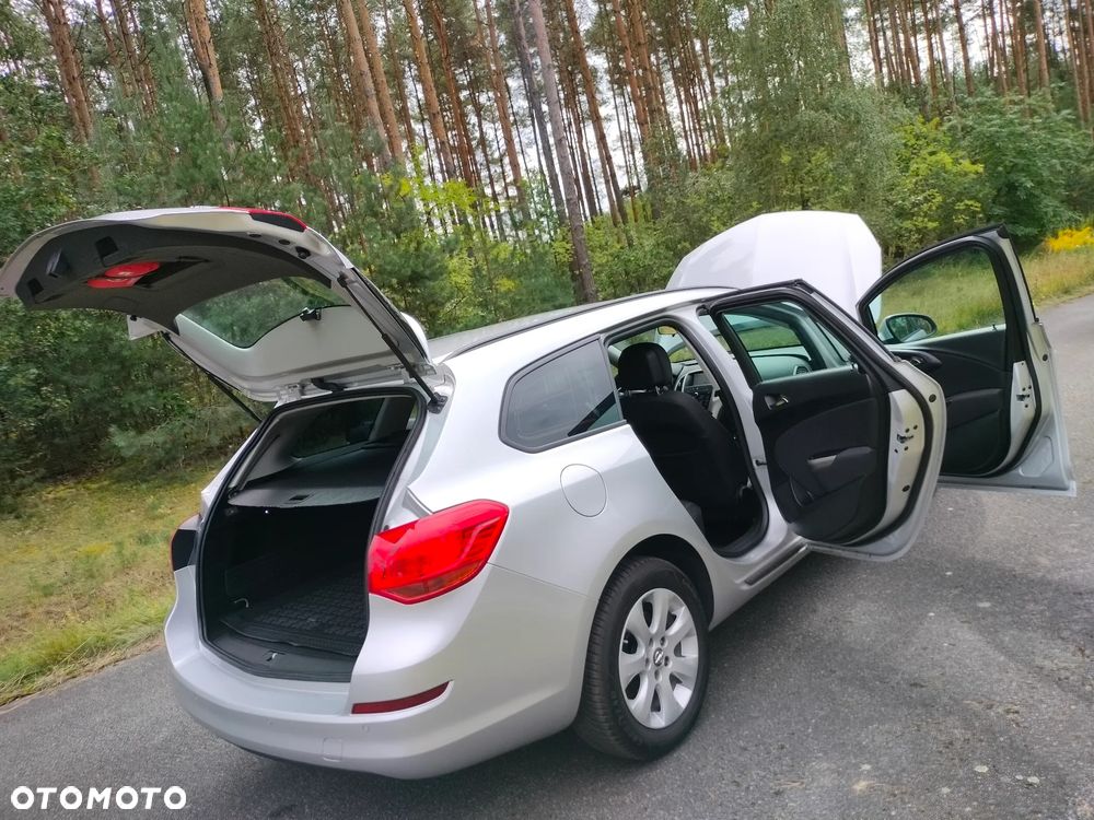 Opel Astra 1.7 CDTI DPF NAVI - 16